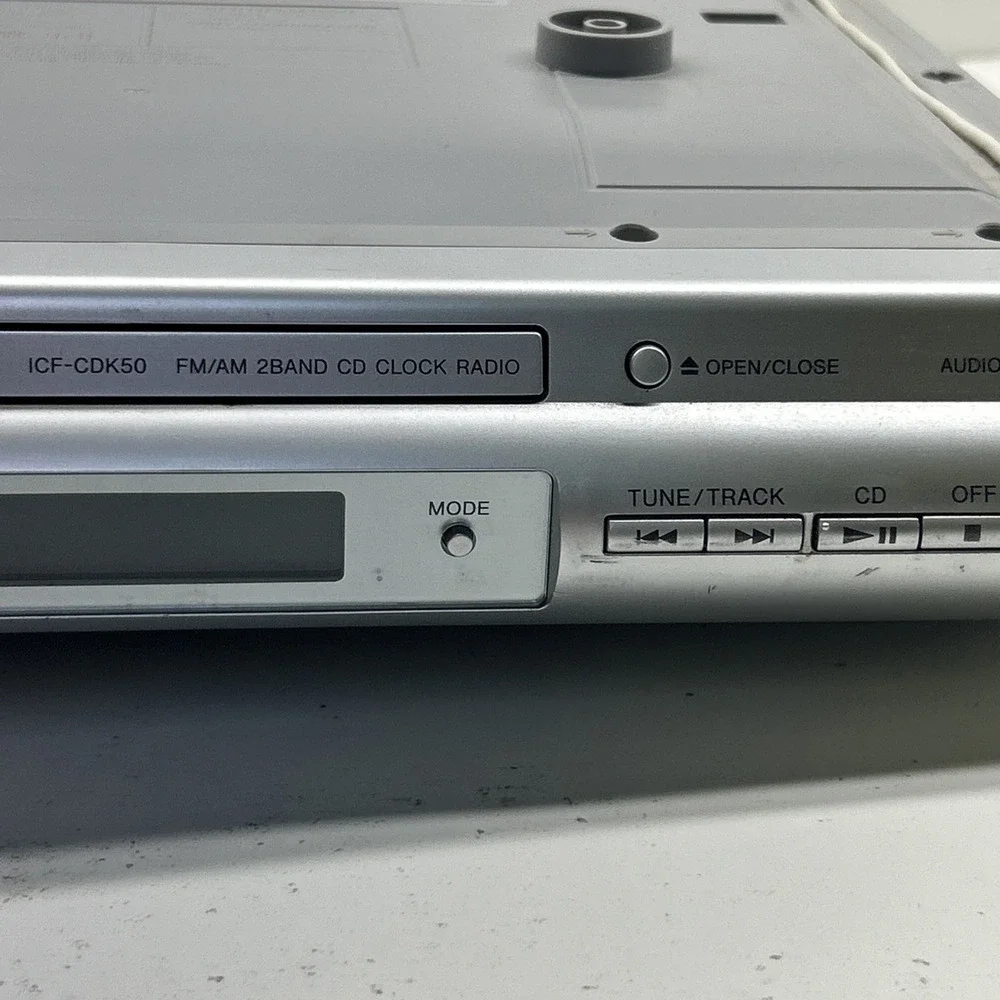 Sony ICF-CDK50 Under Cabinet Kitchen Radio/CD Player Works *No Mounts* No Remote